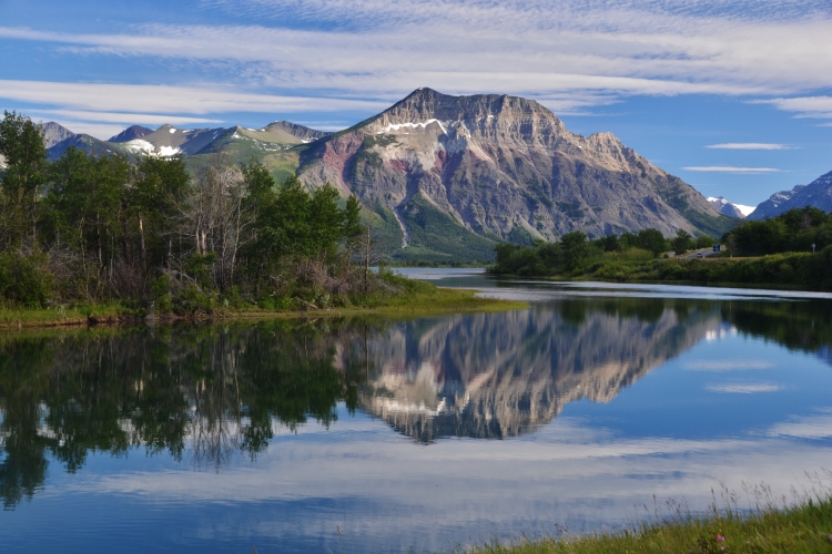 mtn reflected in water